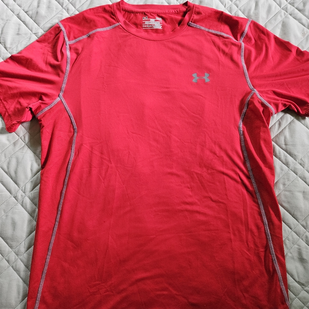 Under Armour short sleeve shirt